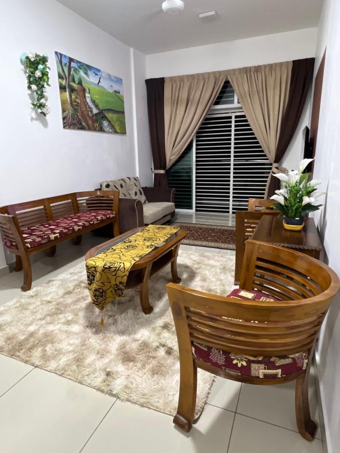 Ilsham Guest House @ Seroja Hills Bbst ספאנג מראה חיצוני תמונה